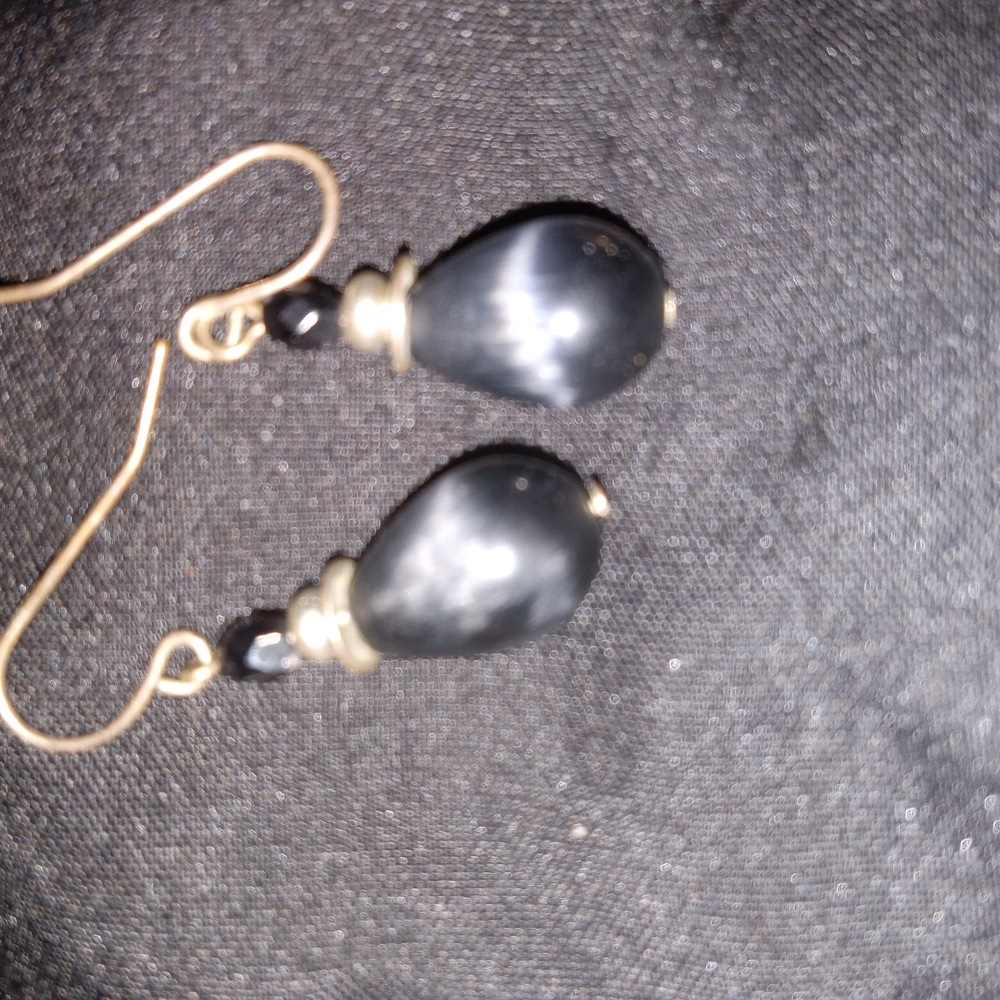 Elegant Black Teardrop Earrings